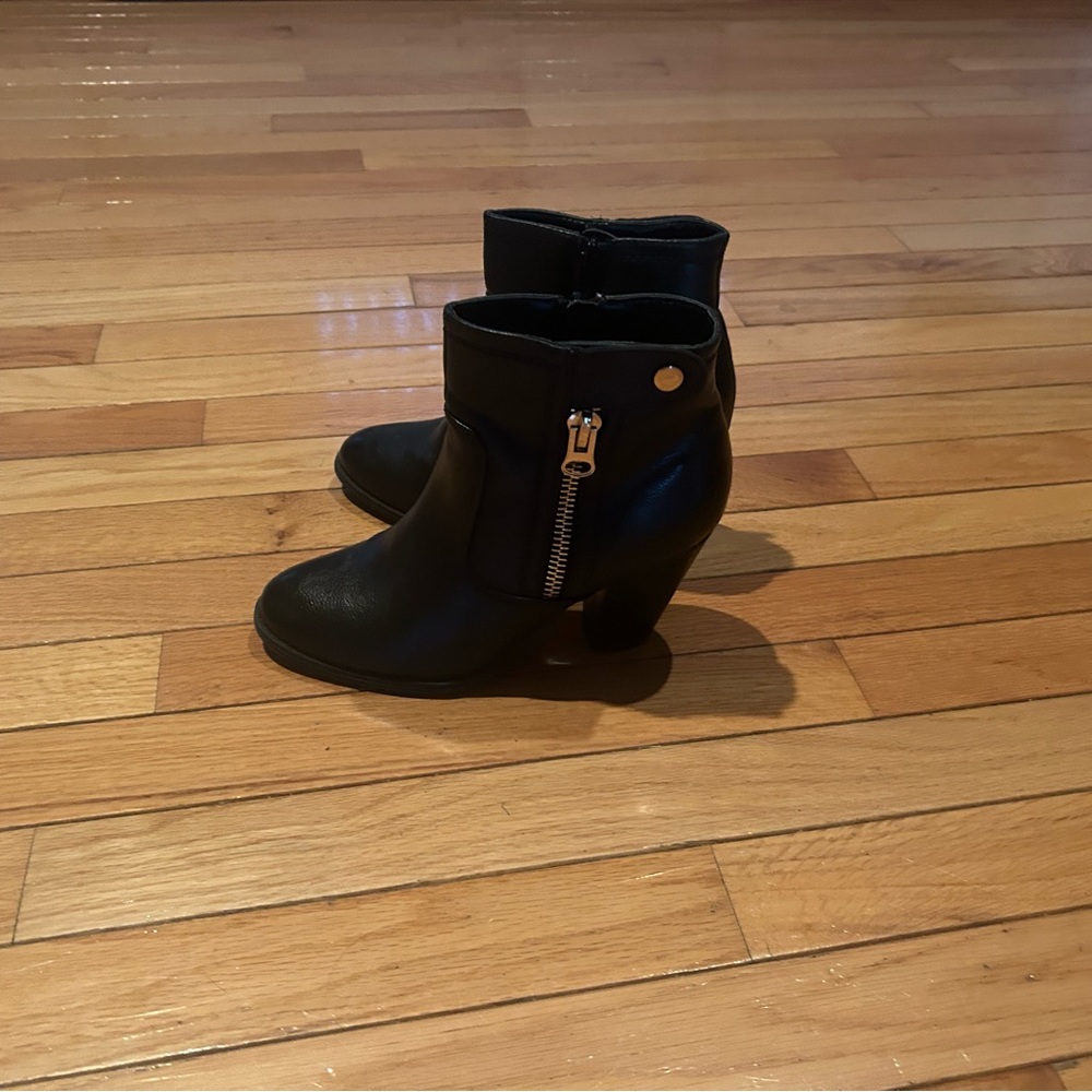 Women’s boots